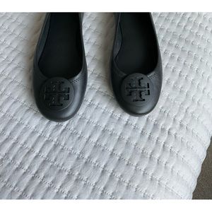 BRAND NEW - size 8 Tori Burch ballerina shoes